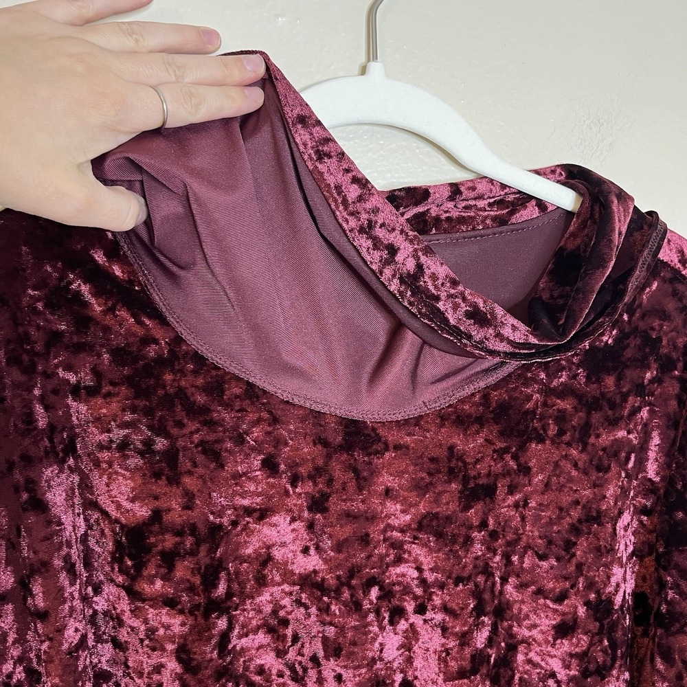 Women Top 1x Burgundy Red Crushed Velvet Dark Romantic Whimsigoth Christmas Goth - Picture 4 of 6